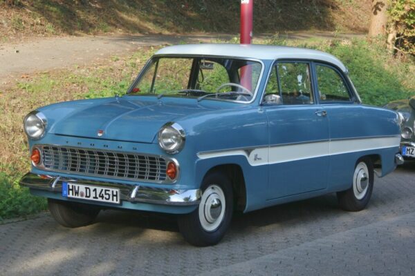 2758 Ford Taunus 12M scaled