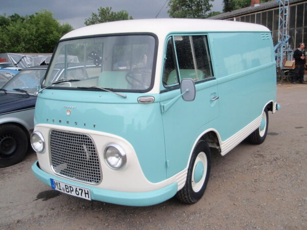 2877 Ford FK 1000