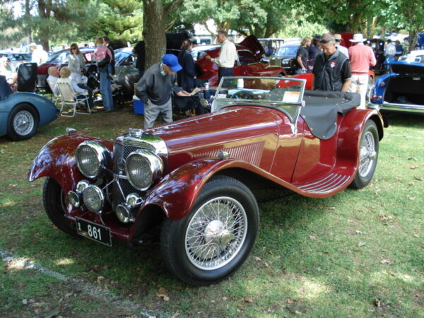 3373 Jaguar SS100 scaled