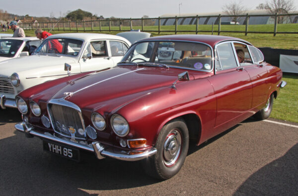 3409 Jaguar MK X scaled