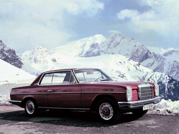 4319 Mercedes 250 CE