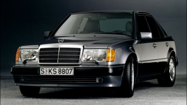 4464 Mercedes 500E W124