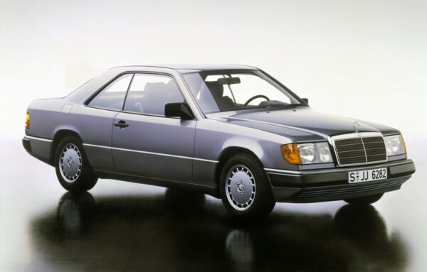 4505 Mercedes 300 CE scaled