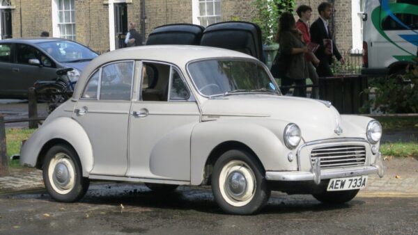 4865 Morris Minor scaled