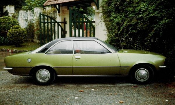 5022 Opel Rekord B Coupe
