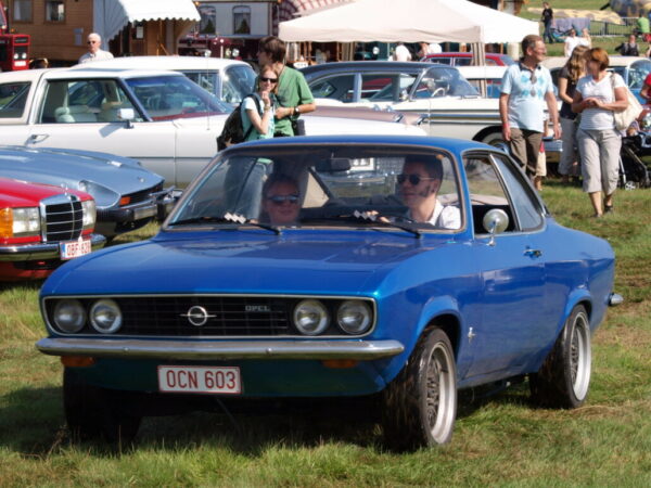 5100 Opel Manta A scaled