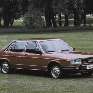 584 Audi 100 C2