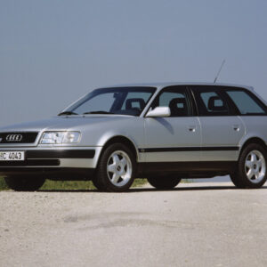 727 Audi 100 Avant