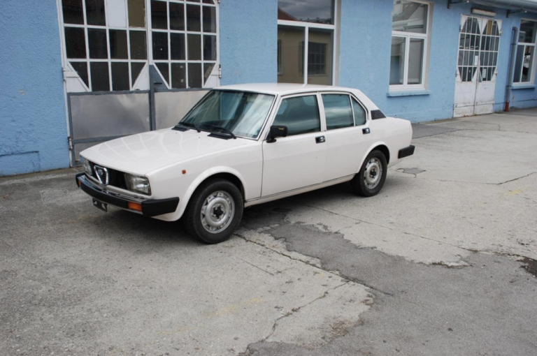 Aste Bringatrailer.com: in vendita l’Alfetta blindata del mafioso di Cetraro con 13000 km